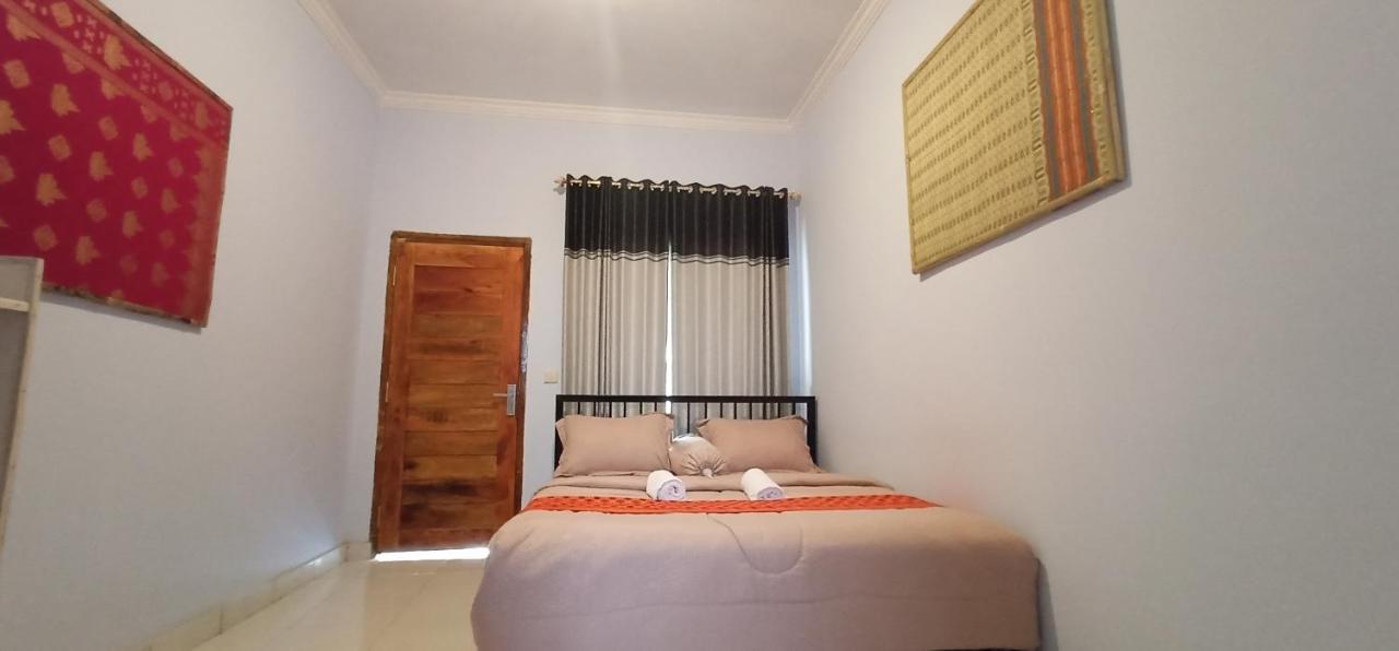 Elisa Homestay Areguling Kuta  Ngoại thất bức ảnh
