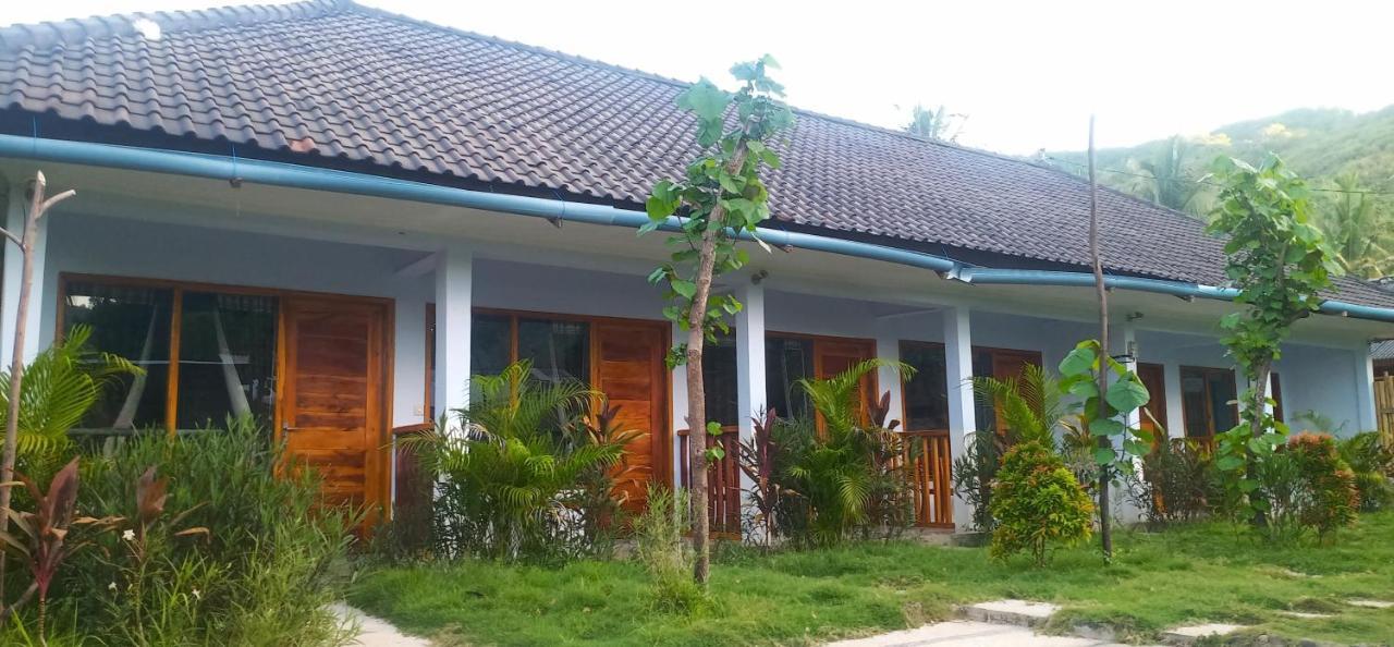 Elisa Homestay Areguling Kuta  Ngoại thất bức ảnh